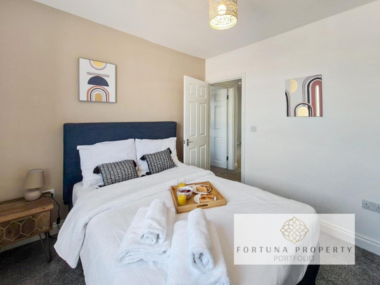 Margaret'S Loft By Fortuna Property Cheltenham Exterior photo